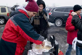 Illustration for article titled Our On-Site Report From The Ice Bowl